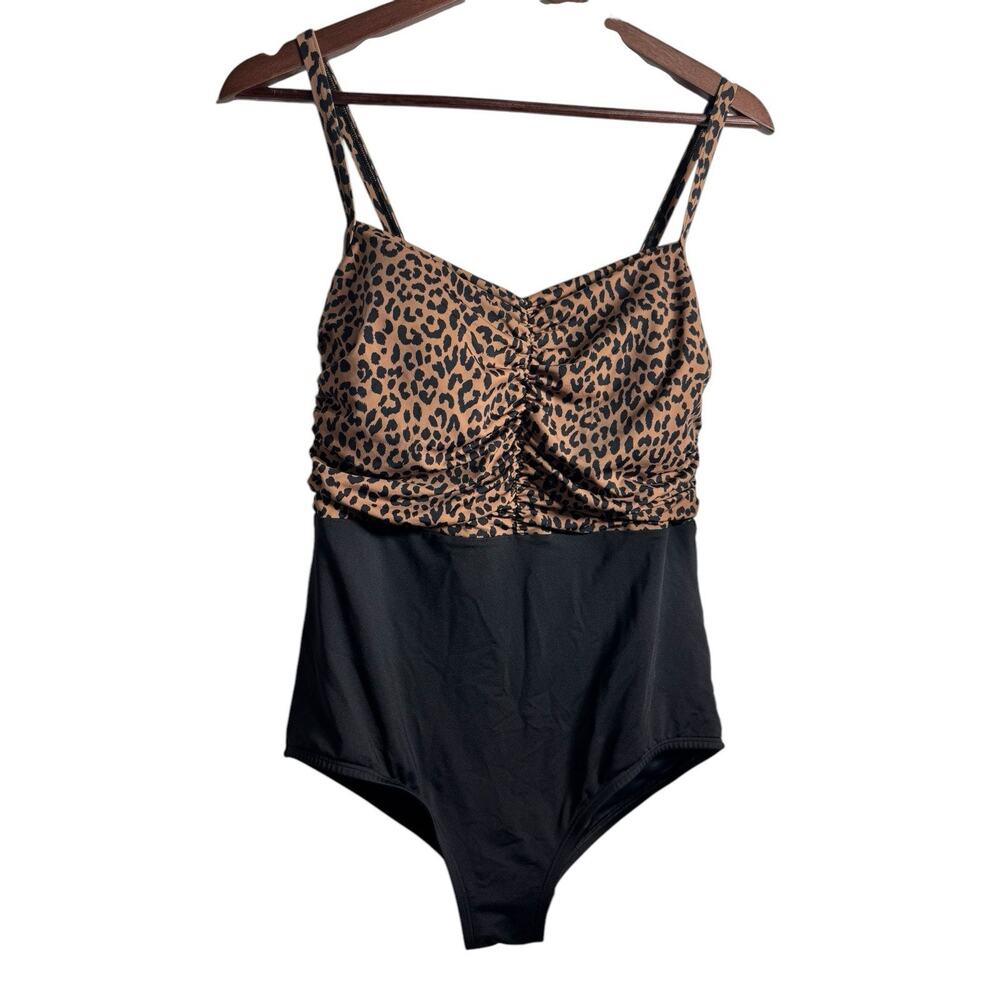 Lands End Women’s Animal Print Cheetah Tummy Control One Piece Swimsuit Size 12